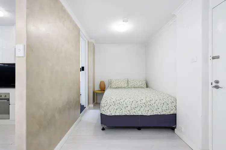 Fourth view of Homely studio listing, 25/5-7 Esplanade, Elizabeth Bay NSW 2011