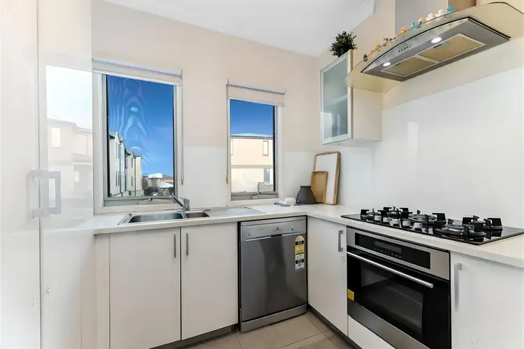 Second view of Homely townhouse listing, 17/10 Mickleham Drive, Cranbourne North VIC 3977