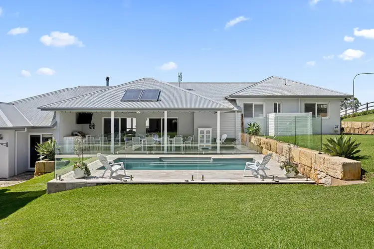 18 Coral Vale Drive