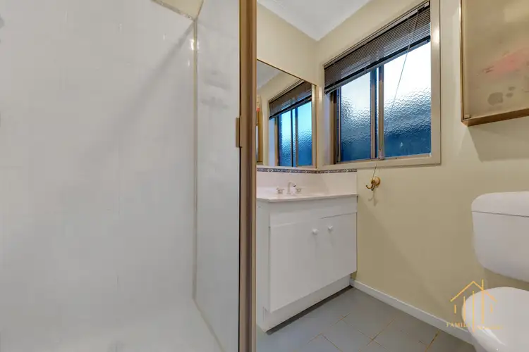 Fifth view of Homely house listing, 10 Butterwick Terrace, Cranbourne East VIC 3977