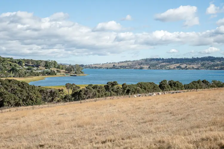 49 Ridge Road, Legana TAS 7277