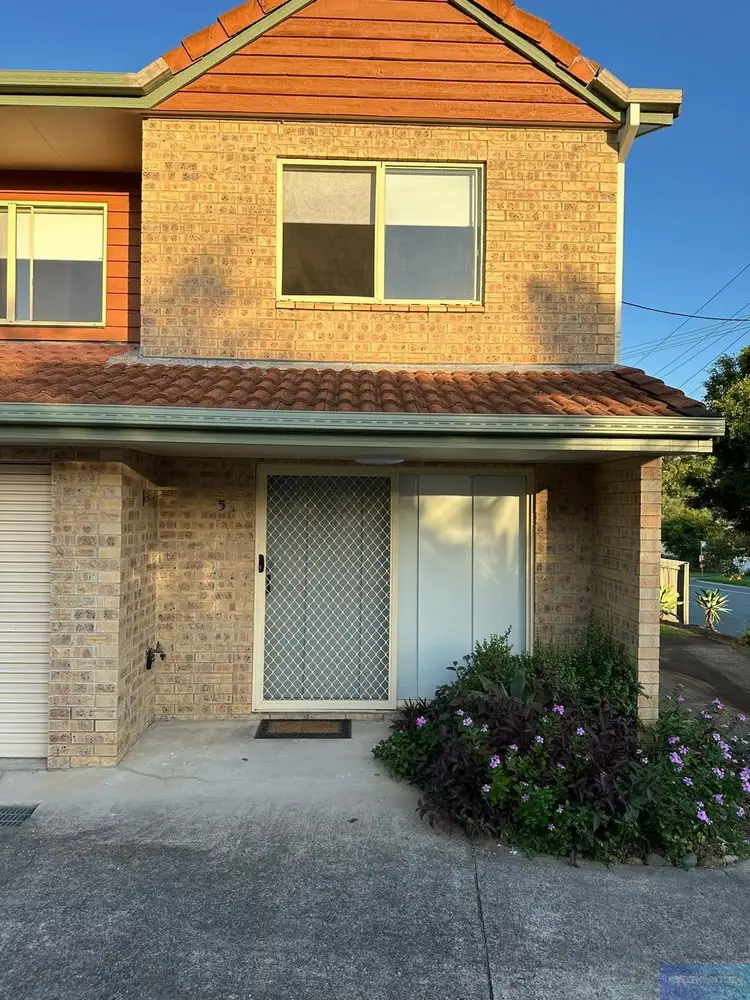 Main view of Homely townhouse listing, 5/129 Castile Crescent, Edens Landing QLD 4207