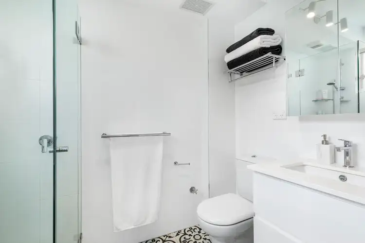 Sixth view of Homely apartment listing, 5/140 Ernest Street, Crows Nest NSW 2065