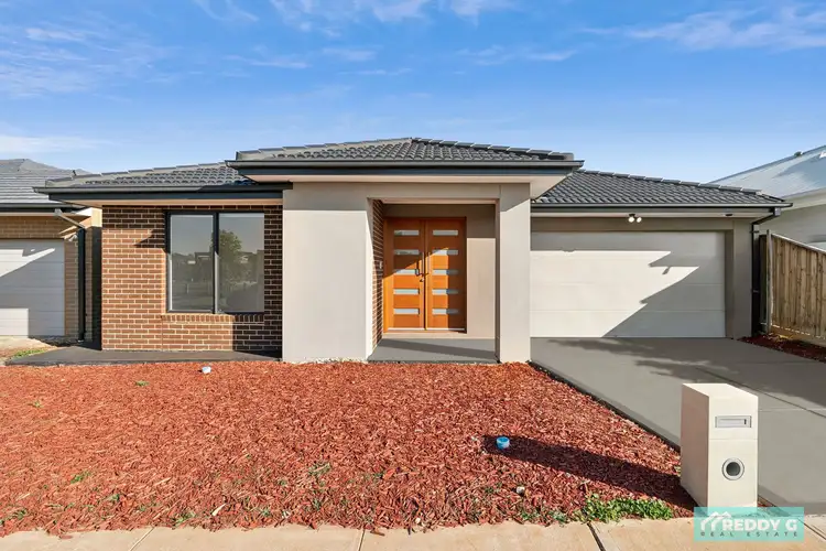 15 Dandelion Crescent, Rockbank VIC 3335