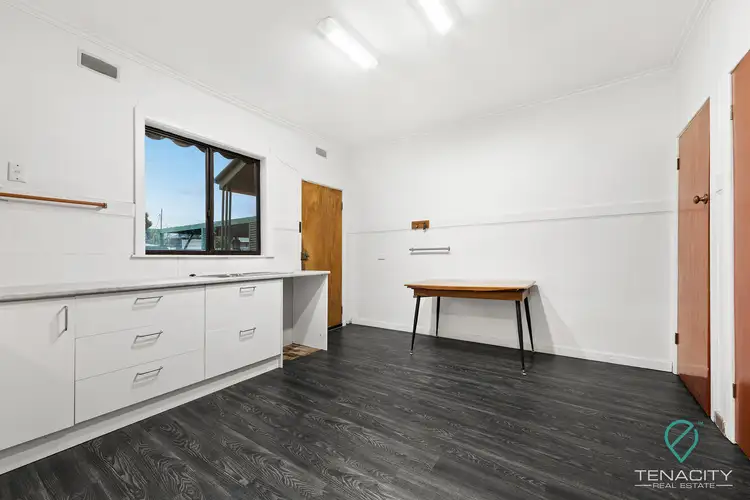 Sixth view of Homely house listing, 15 Snowden Street, Sunshine VIC 3020