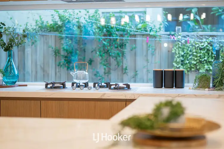 Sixth view of Homely house listing, 10 Emily Promenade, Keysborough VIC 3173