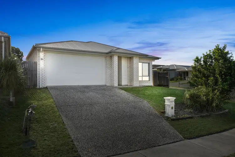 1 Mount Barney Crescent, Park Ridge QLD 4125