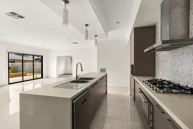 Fifth view of Homely house listing, 31 Signal Circuit, Aintree VIC 3336