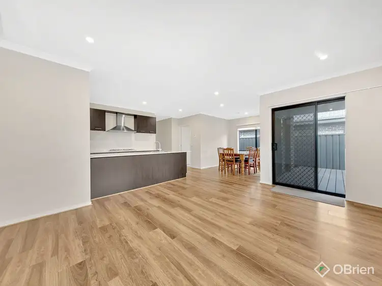 Fifth view of Homely house listing, 5 Brass Loop, Wollert VIC 3750