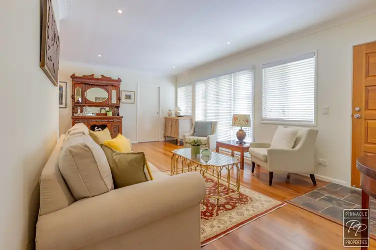 8 Fortrose Street, Kenmore QLD 4069