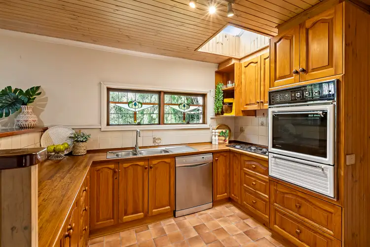 Fifth view of Homely house listing, 33 Warrain Avenue, Rosebud VIC 3939