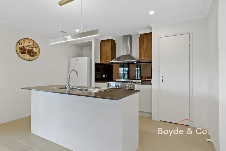 Sixth view of Homely house listing, 20 Sloane Square, Drouin VIC 3818