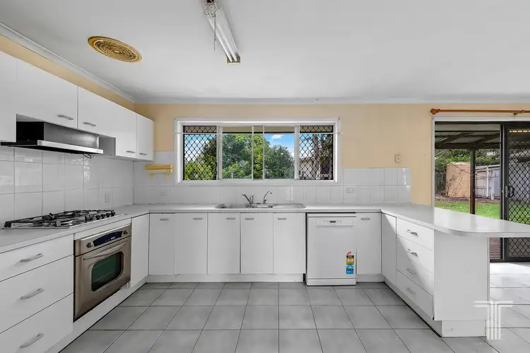 Sixth view of Homely house listing, 23 Bluebell Street, Mansfield QLD 4122
