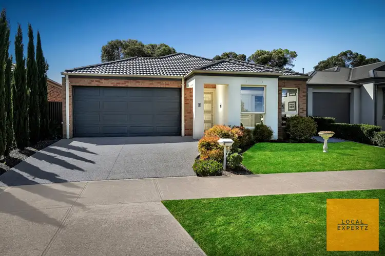 Second view of Homely house listing, 9 Burrawang Close, Brookfield VIC 3338