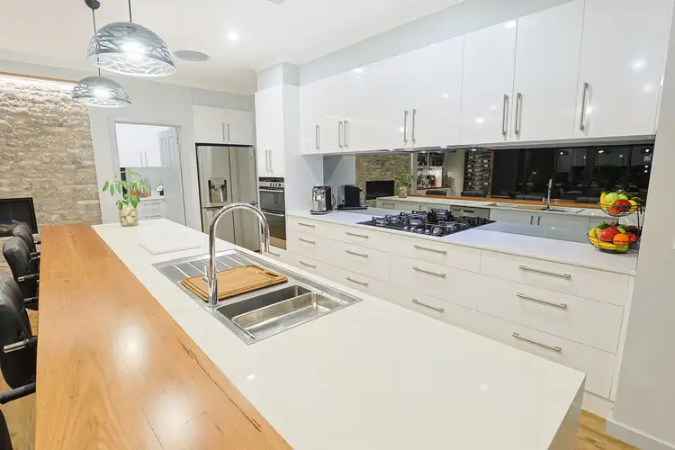 Sixth view of Homely house listing, 10 Providence Drive, Mildura VIC 3500