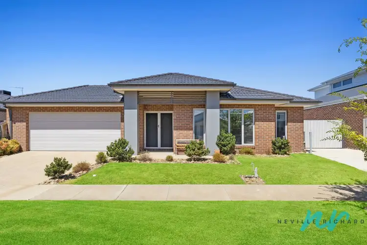 20 Port Deakin Street, St Leonards VIC 3223