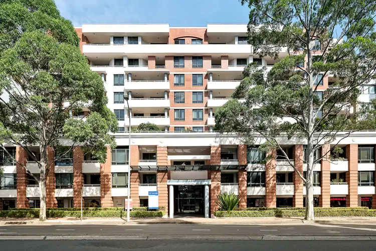 118/121-133 Pacific Highway, Hornsby NSW 2077
