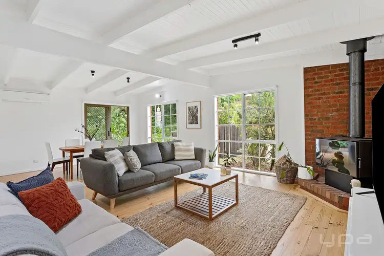 100 Grandview Avenue, Rye VIC 3941
