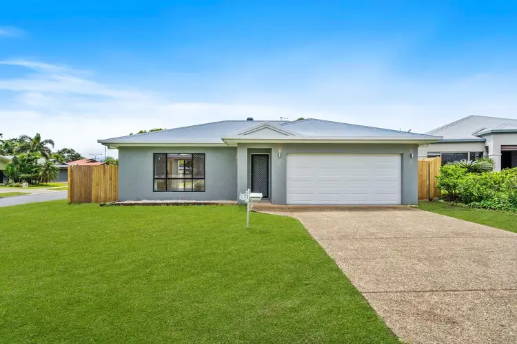 9-11 Bassett Street, Kanimbla QLD 4870