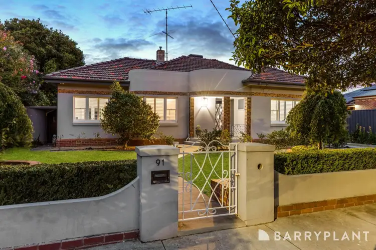 91 Havlin Street East, Flora Hill VIC 3550