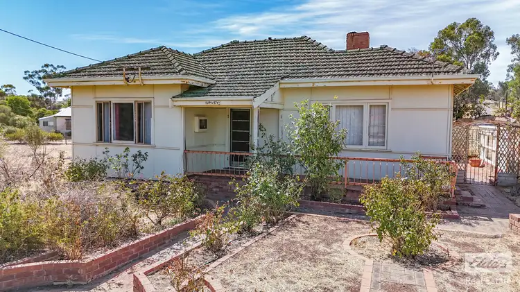 6 Toodyay Street, Toodyay WA 6566