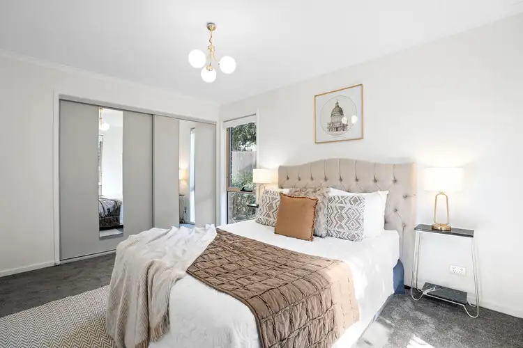 Fifth view of Homely unit listing, 2/8 Crellin Crescent, Watsonia VIC 3087