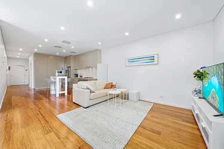 201/161 Victoria Road