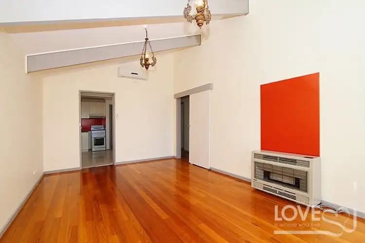 Fifth view of Homely unit listing, 3/8 Symon Crescent, Thomastown VIC 3074