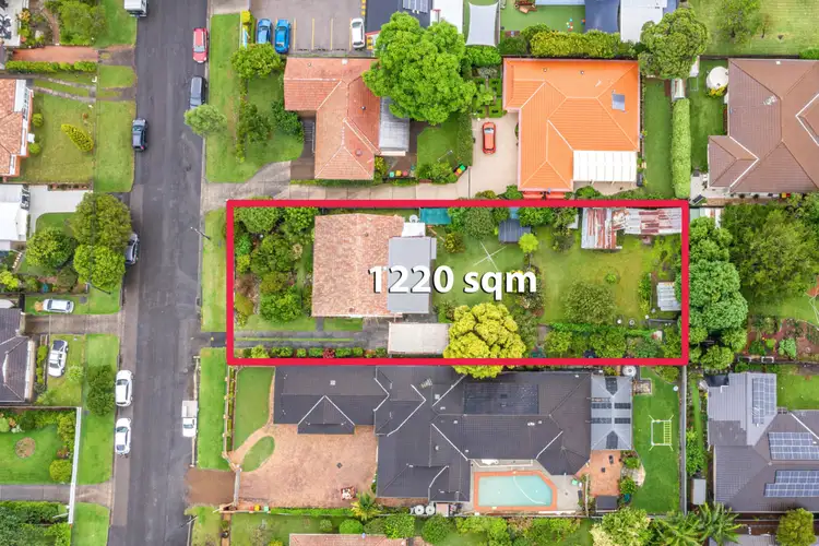 Second view of Homely house listing, 8 Waratah Road, Berowra NSW 2081