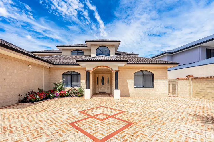 Fourth view of Homely house listing, 25 Eunamara Retreat, Halls Head WA 6210
