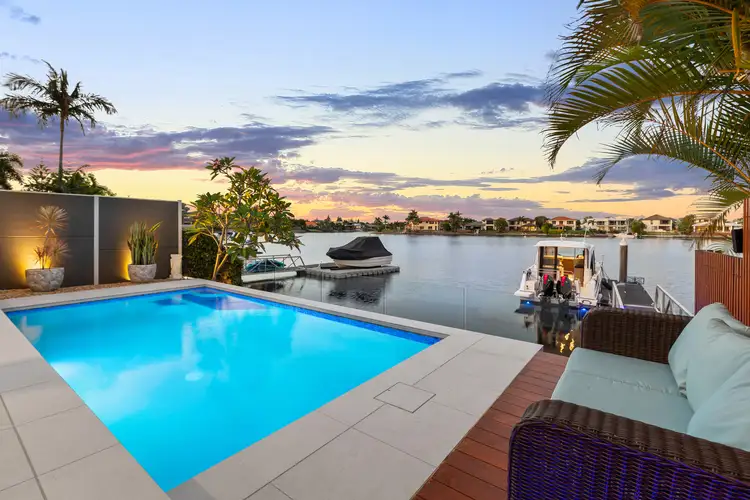 521 Oyster Cove Promenade, Helensvale QLD 4212
