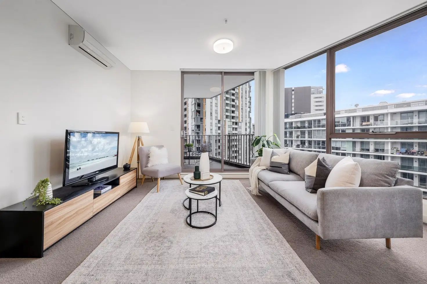 Main view of Homely apartment listing, 706/2 Discovery Point Place, Wolli Creek NSW 2205