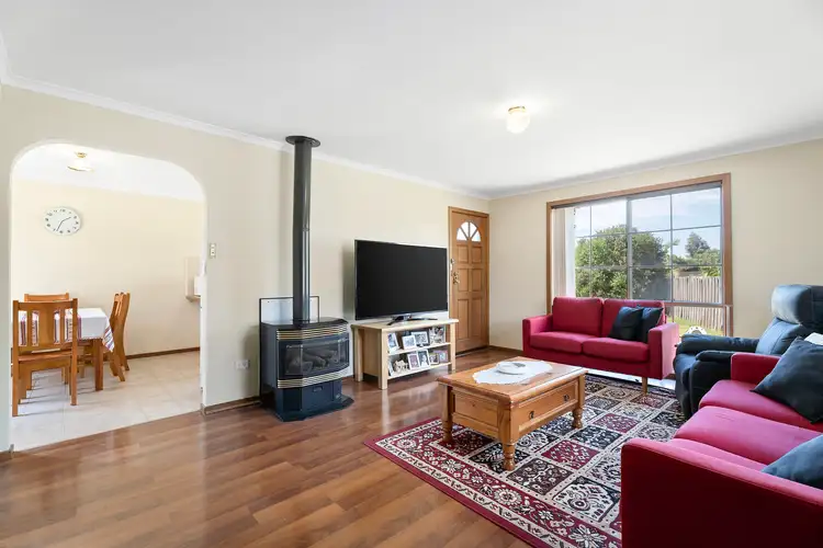 Second view of Homely unit listing, 2/6 Wandin Court, Werribee VIC 3030