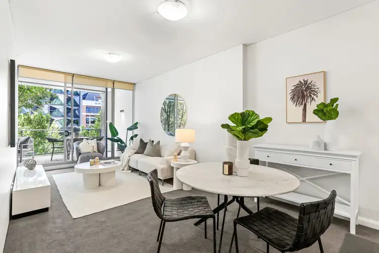 Third view of Homely apartment listing, 413/35 Shelley Street, Sydney NSW 2000