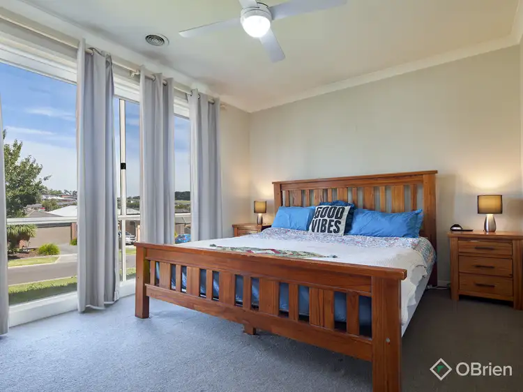 Fifth view of Homely house listing, 4 Greyfriars Way, Drouin VIC 3818