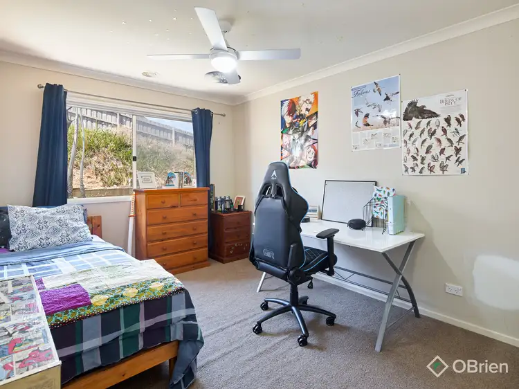 Seventh view of Homely house listing, 4 Greyfriars Way, Drouin VIC 3818