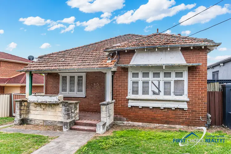 32 Cooks Avenue, Canterbury NSW 2193