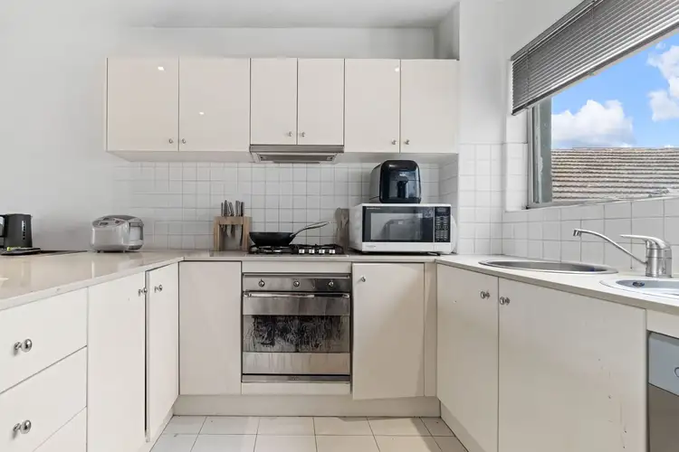 Fourth view of Homely unit listing, 10/42-50 Napier Crescent, Essendon VIC 3040