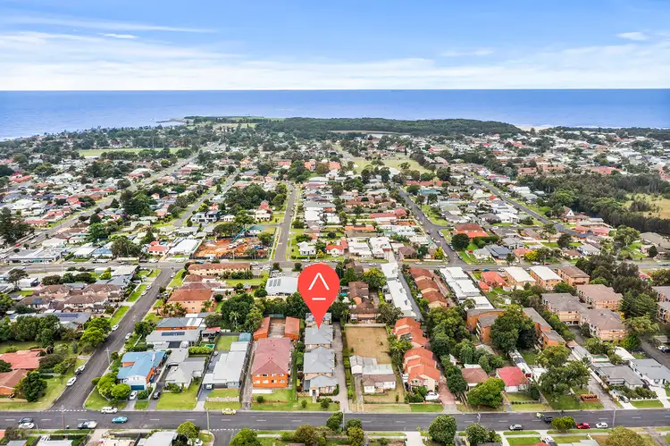 Fourth view of Homely townhouse listing, 4/11 Park Road, Bellambi NSW 2518