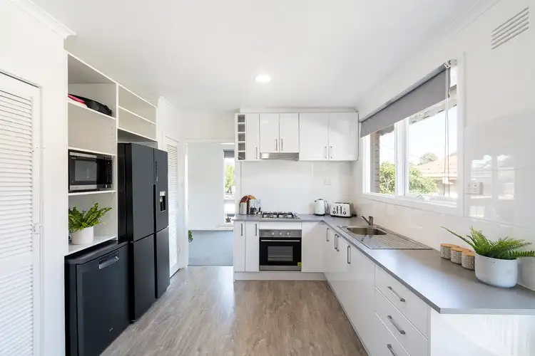 Fifth view of Homely house listing, 6 Myers Court, Melton VIC 3337