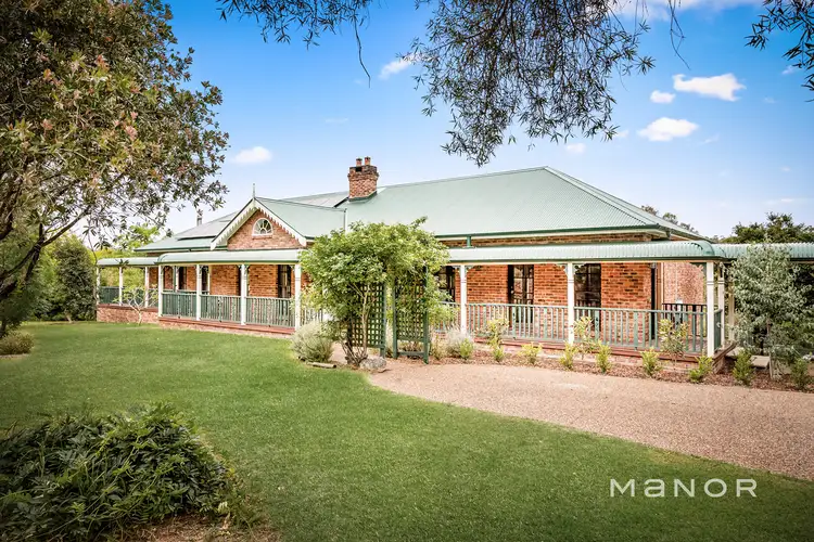 2 Larapinta Place, Glenhaven NSW 2156