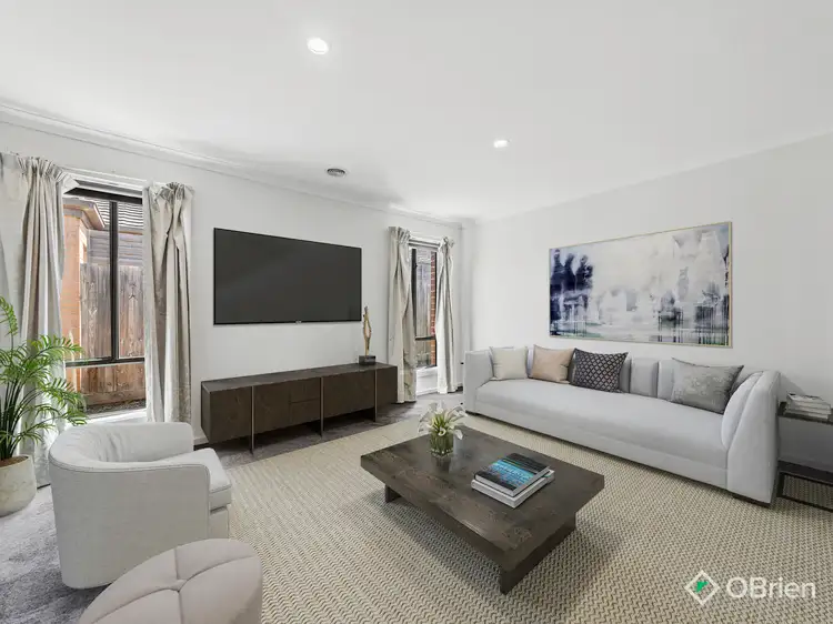 Second view of Homely house listing, 33 Melissa Way, Pakenham VIC 3810