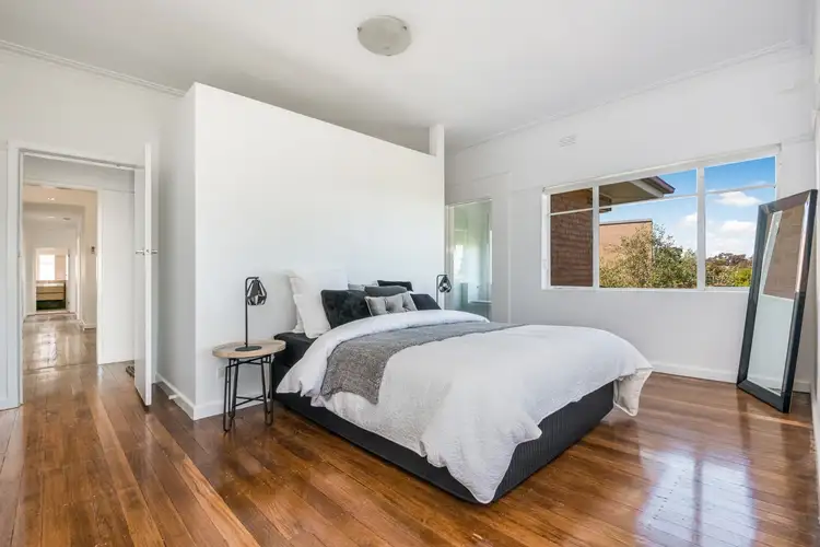 Fourth view of Homely apartment listing, 4/15 Bignold Avenue, East Bendigo VIC 3550