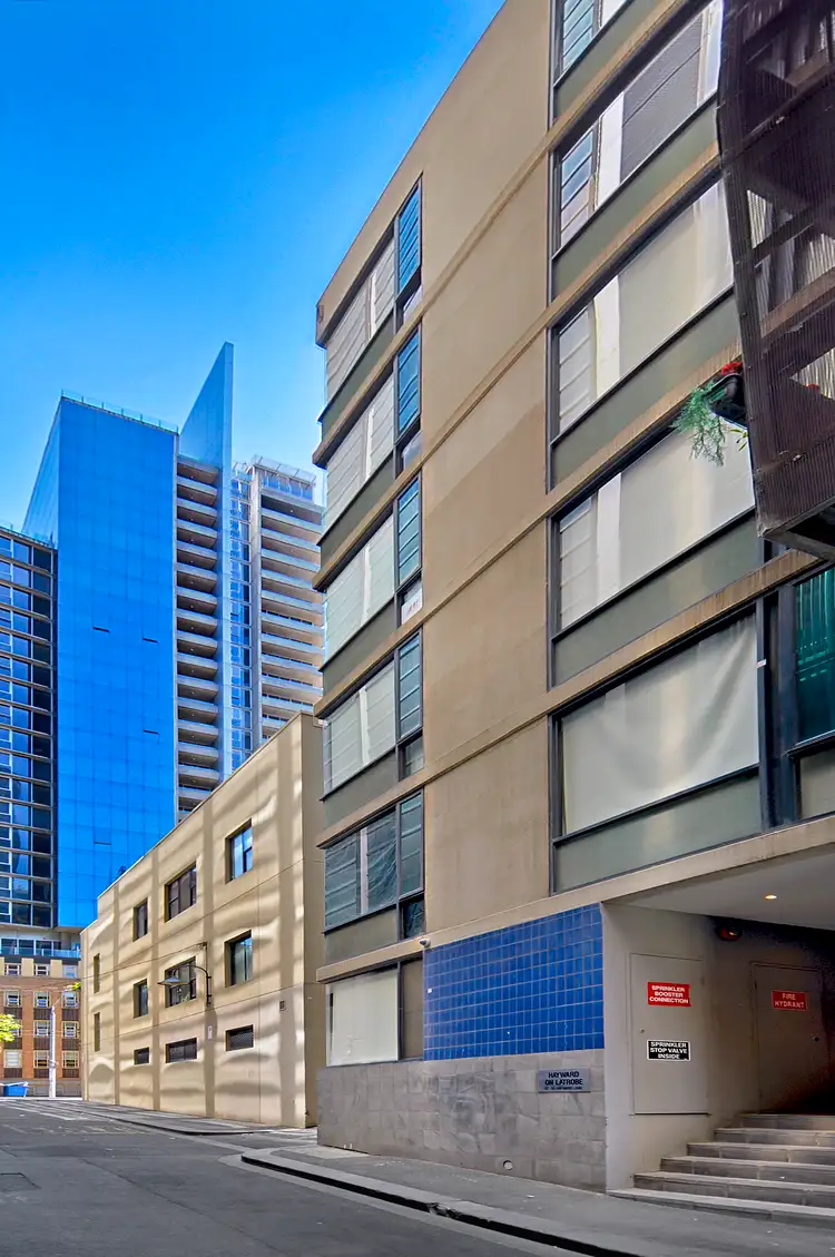 4/62-68 Hayward Lane