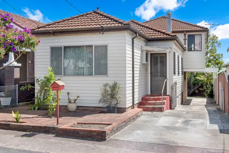 39 River Street, Earlwood NSW 2206