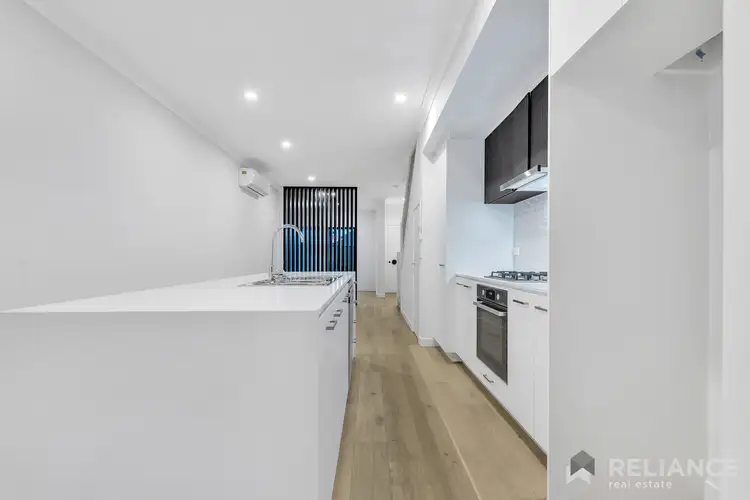 407 Waterhaven Boulevard, Point Cook VIC 3030