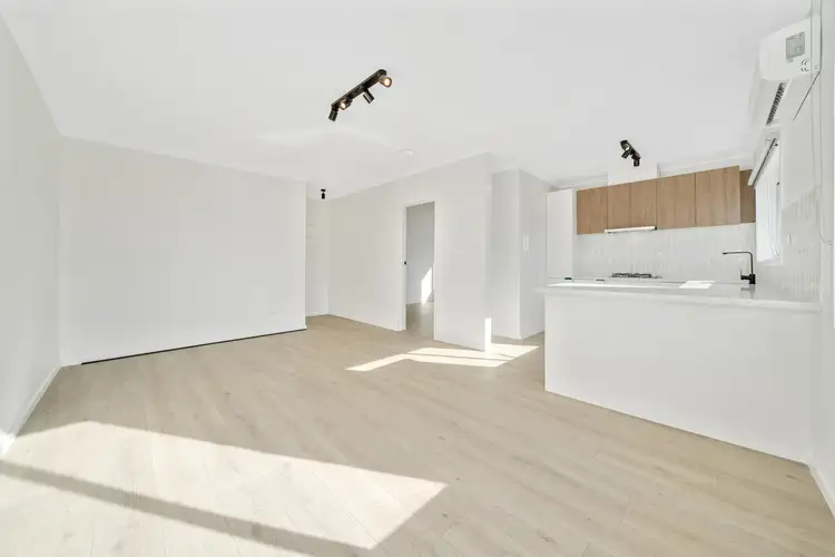 Second view of Homely apartment listing, 5/1 Omeo Court, Bentleigh East VIC 3165