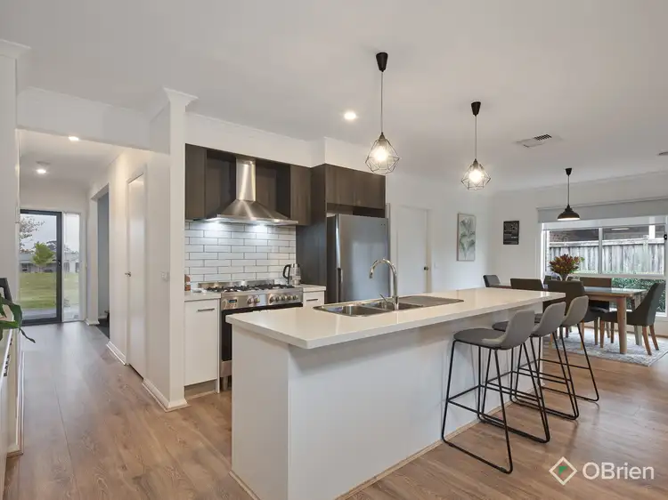 Second view of Homely house listing, 31 Lyndhurst Square, Drouin VIC 3818