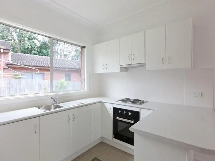 Second view of Homely unit listing, 4/6 Buckle Crescent, West Wollongong NSW 2500