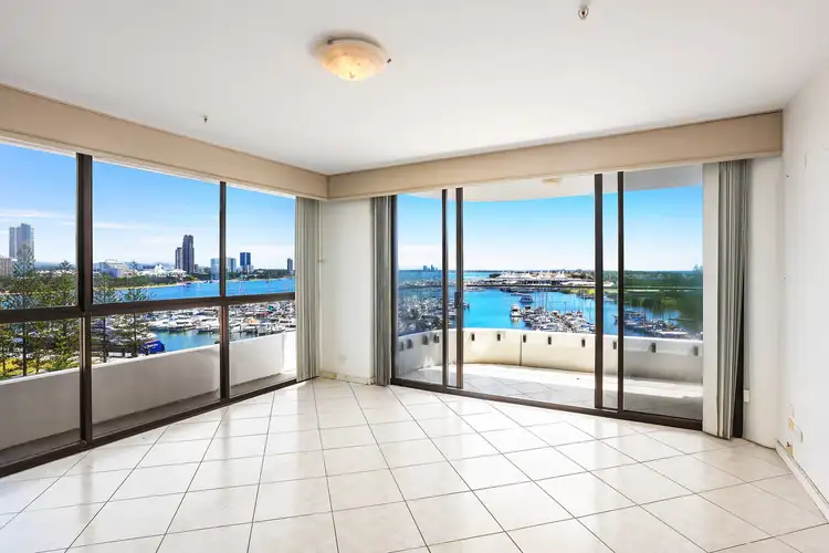16/14 MacArthur Parade, Main Beach QLD 4217